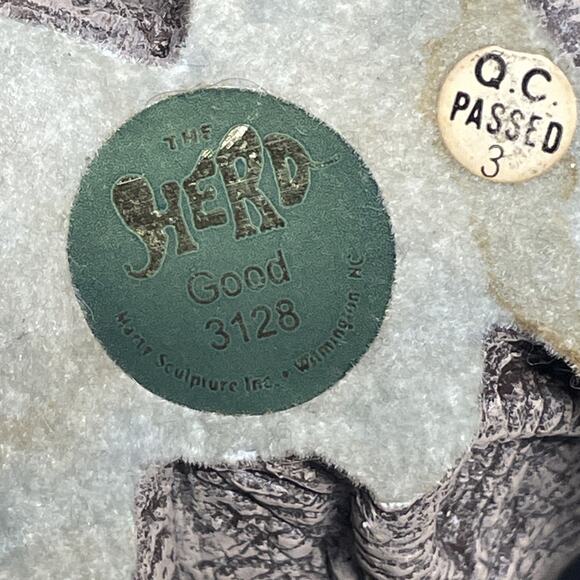 The Herd Elephant Sculpture "Good" Martha Carey Figure #3128 Trunk Up Kneeling - Picture 5 of 8